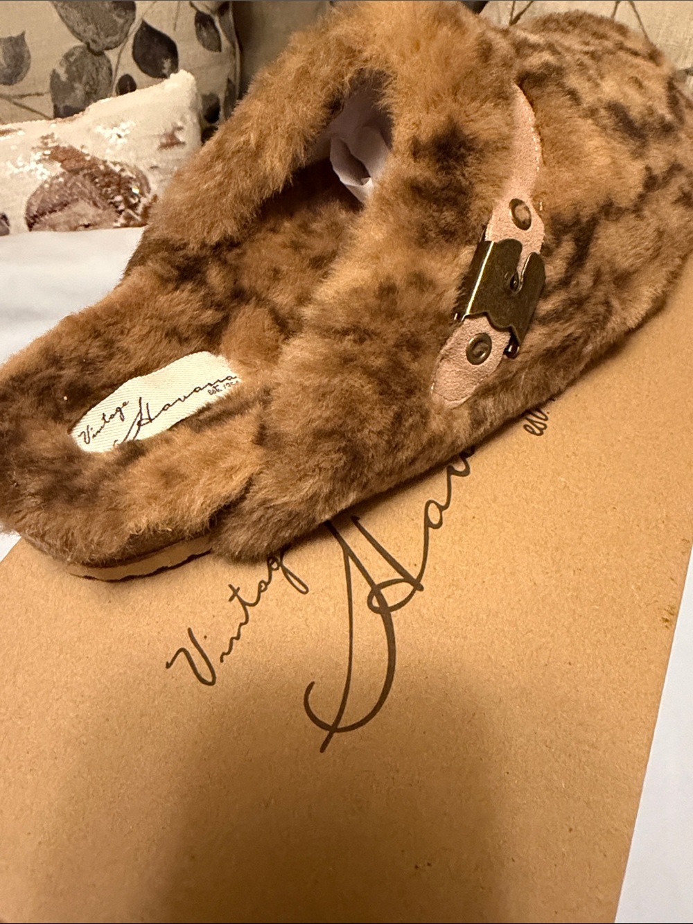 Vintage Havana Brown Faux Fur Clog Sandals - Picture 9 of 9